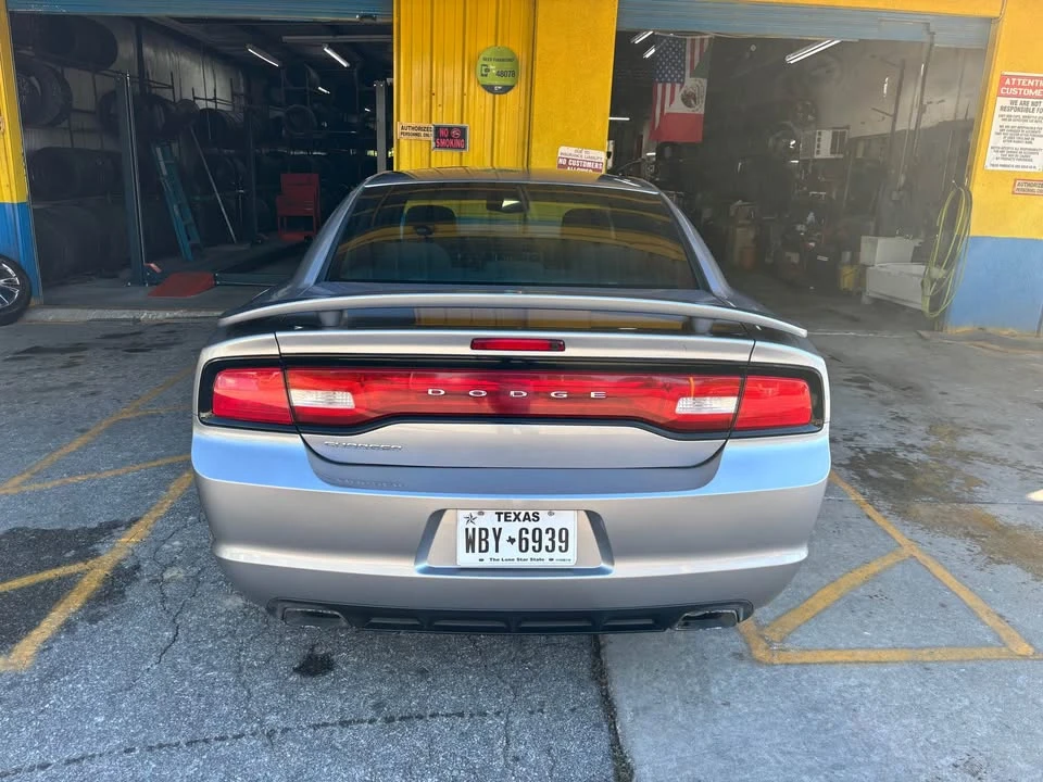 2014 Dodge Charger 7th Gen - Image 5 of 7