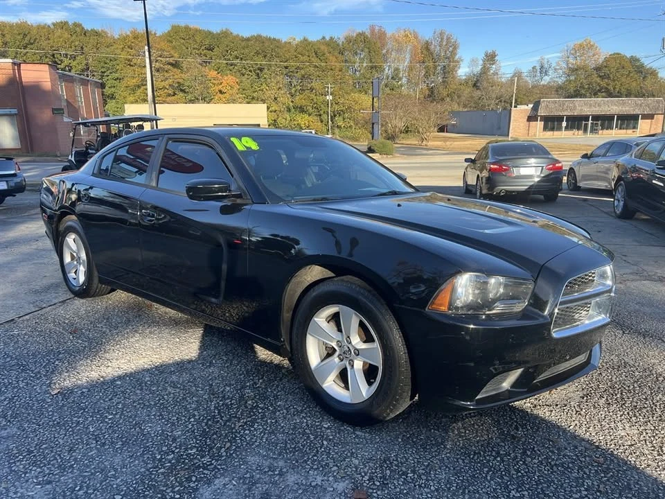 2014 Dodge Charger 7th Gen - Image 4 of 10