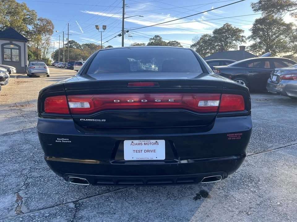 2014 Dodge Charger 7th Gen - Image 5 of 10