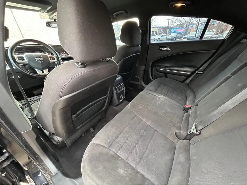 2014 Dodge Charger 7th Gen - Image 7 of 8