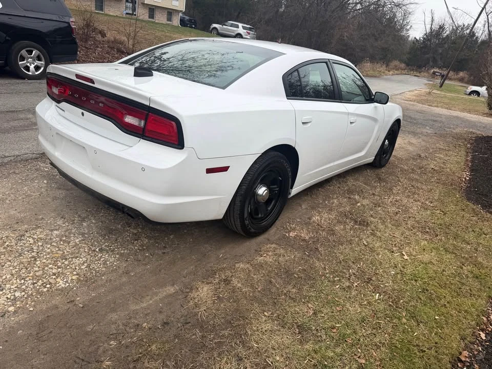 2014 Dodge Charger 7th Gen - Image 11 of 19