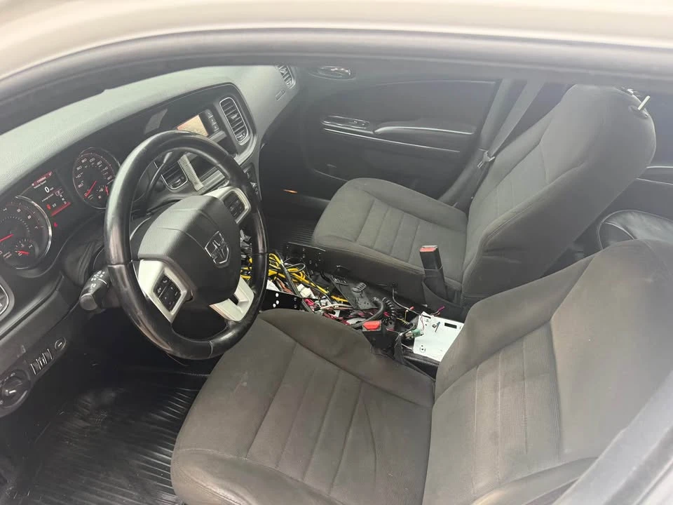 2014 Dodge Charger 7th Gen - Image 17 of 19