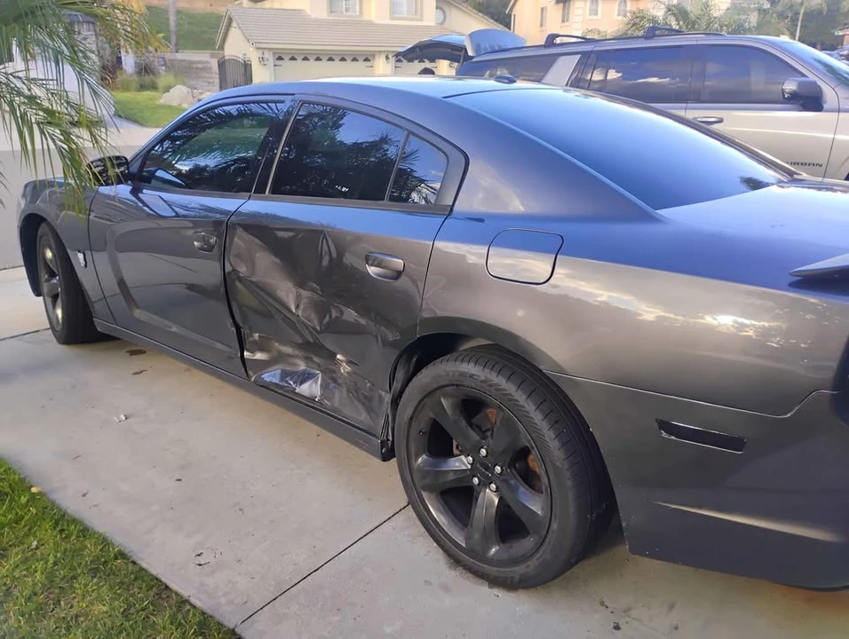 2014 Dodge Charger 7th Gen - Image 3 of 4