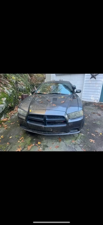 2014 Dodge Charger 7th Gen - Image 2 of 2