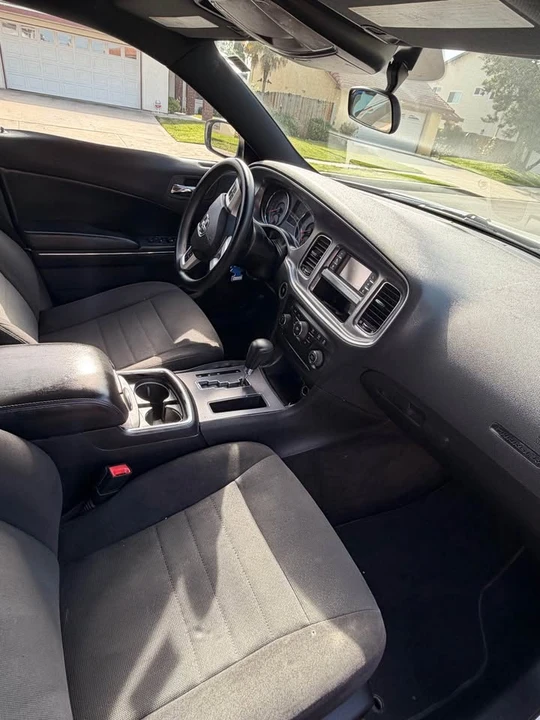 2014 Dodge Charger 7th Gen - Image 4 of 4