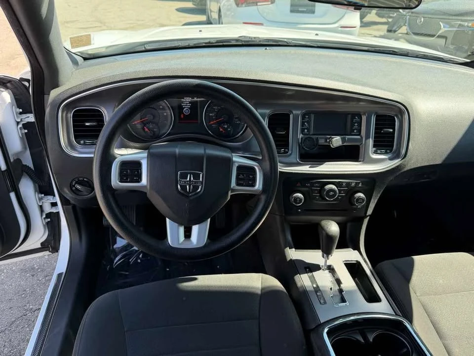 2014 Dodge Charger 7th Gen - Image 17 of 20