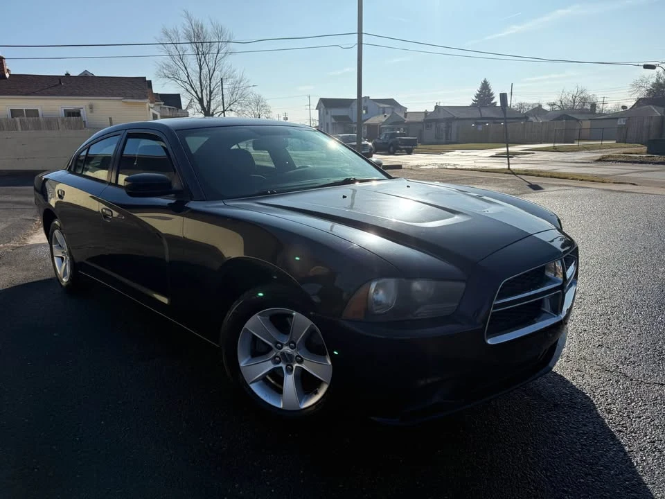 2014 Dodge Charger 7th Gen - Image 3 of 10