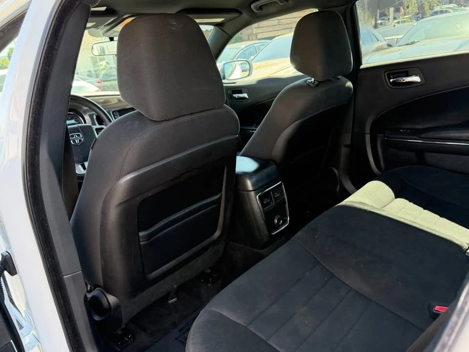 2014 Dodge Charger 7th Gen - Image 15 of 20
