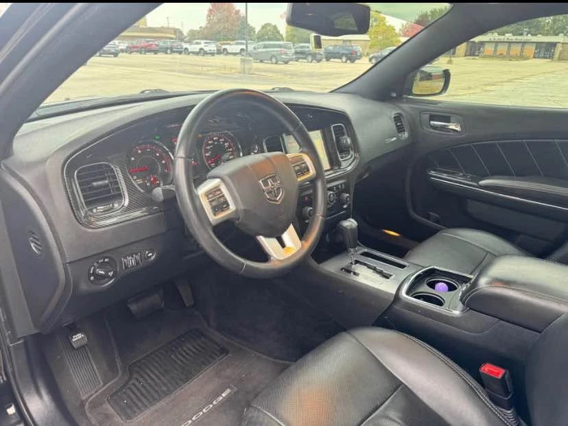 2014 Dodge Charger 7th Gen - Image 4 of 8