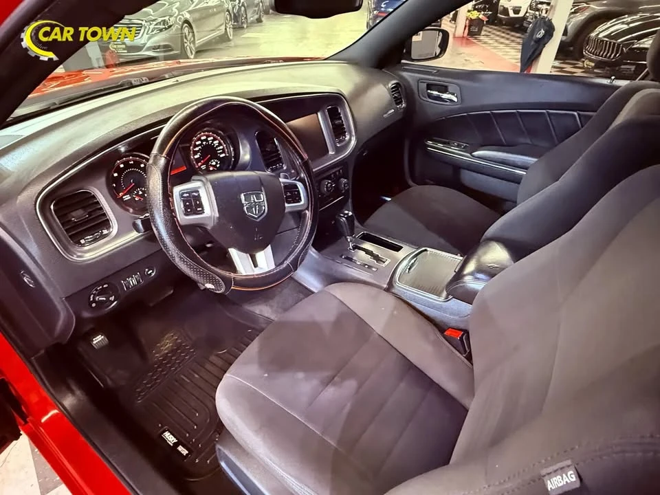 2014 Dodge Charger 7th Gen - Image 18 of 20