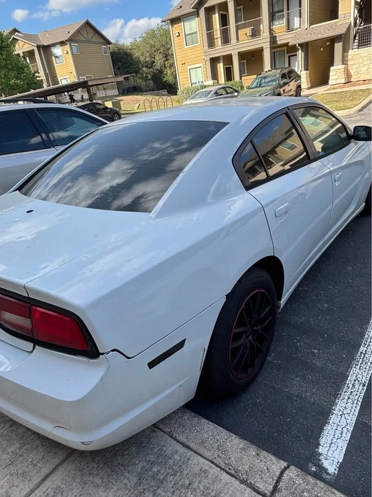 2014 Dodge Charger 7th Gen - Image 6 of 8