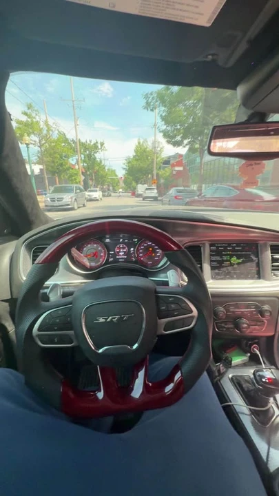 2014 Dodge Charger 7th Gen - Image 4 of 5
