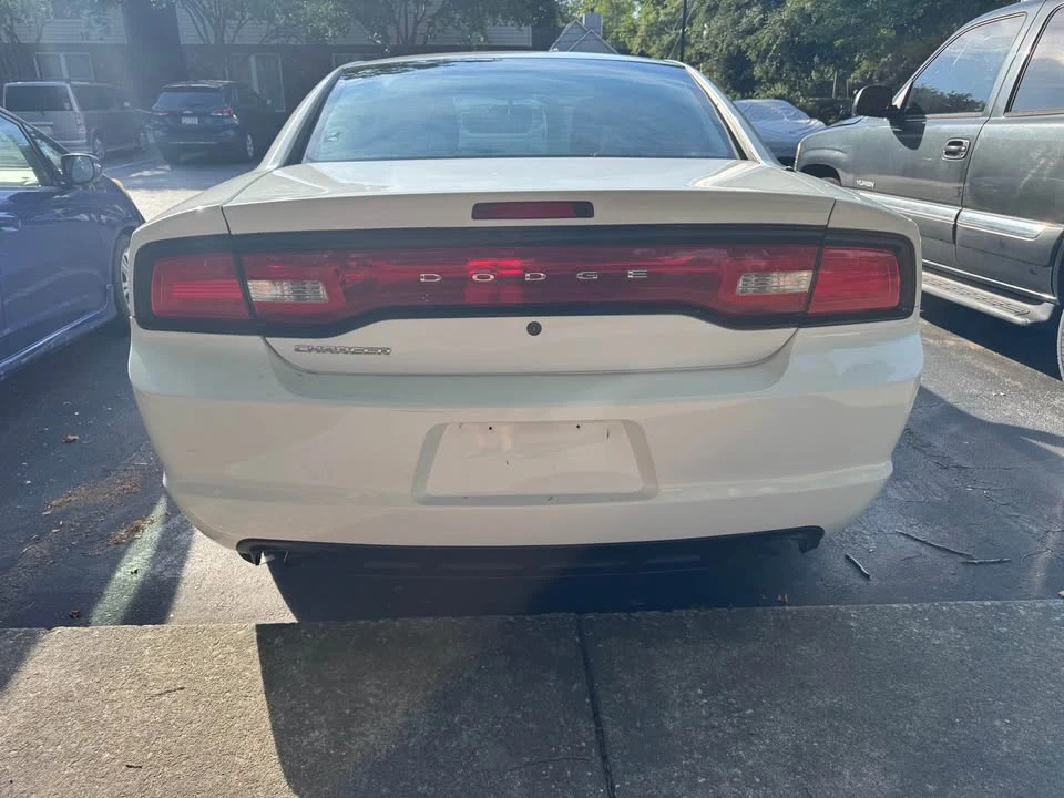 2014 Dodge Charger 7th Gen - Image 5 of 6