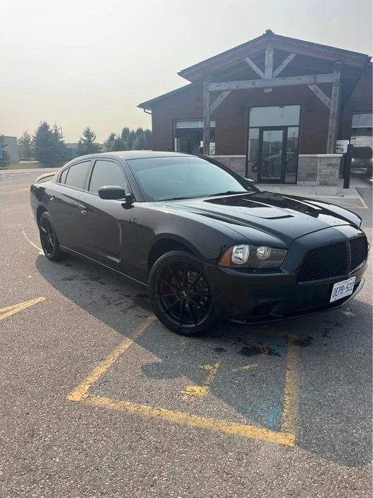 2014 Dodge Charger 7th Gen - Image 2 of 4
