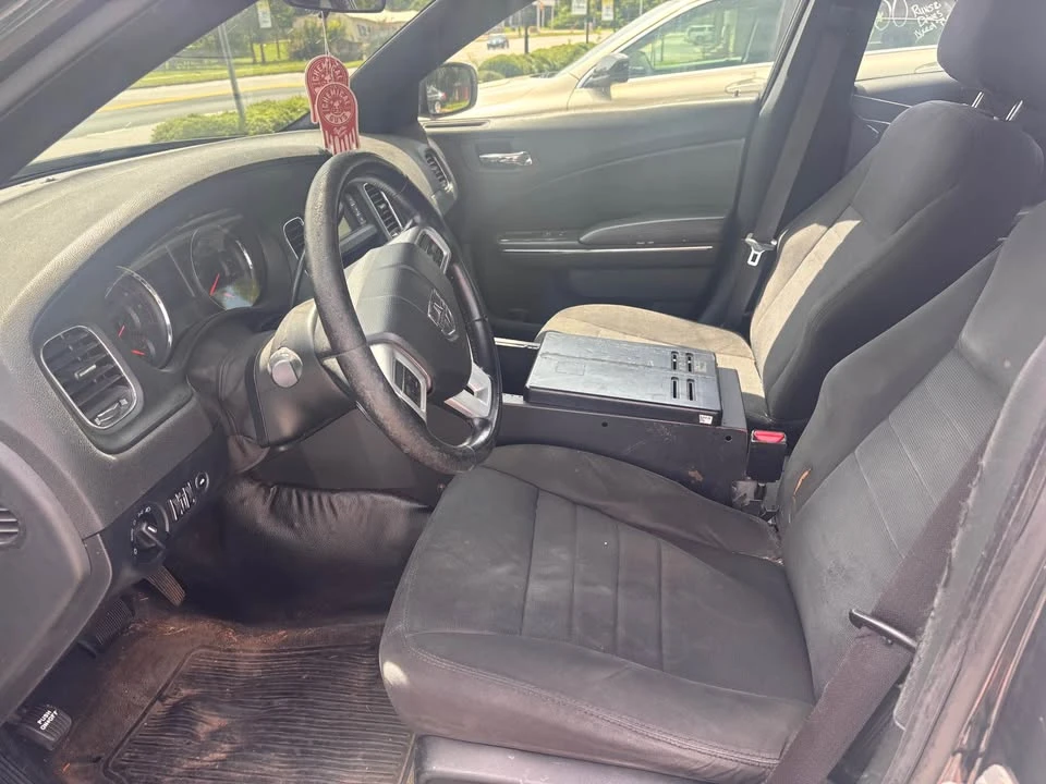 2014 Dodge Charger 7th Gen - Image 7 of 9