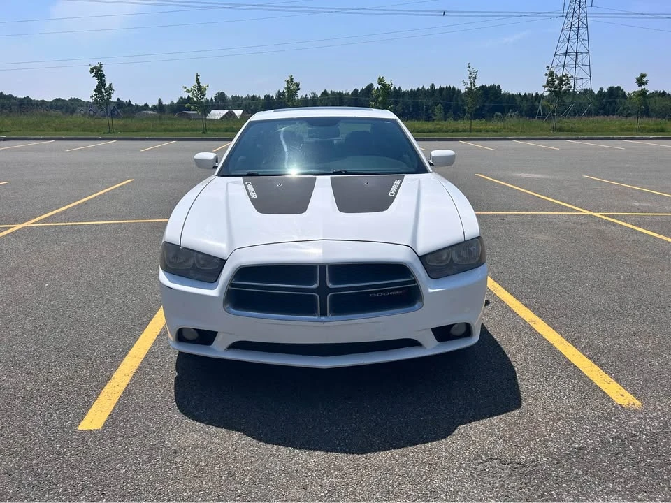 2014 Dodge Charger 7th Gen - Image 2 of 11
