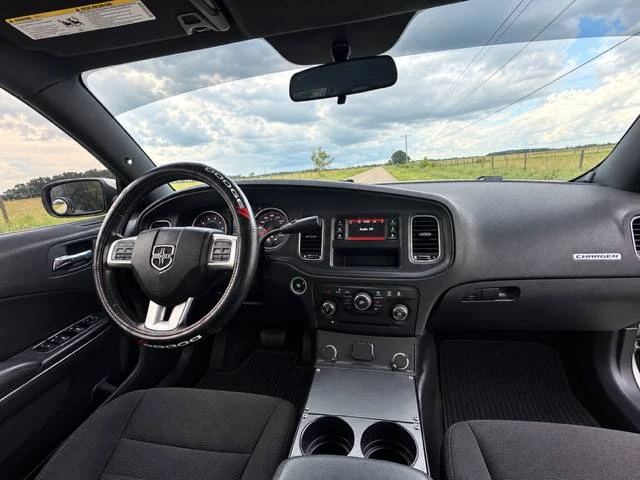 2014 Dodge Charger 7th Gen - Image 6 of 10