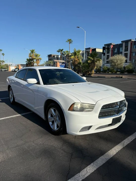 2014 Dodge Charger 7th Gen - Image 2 of 12