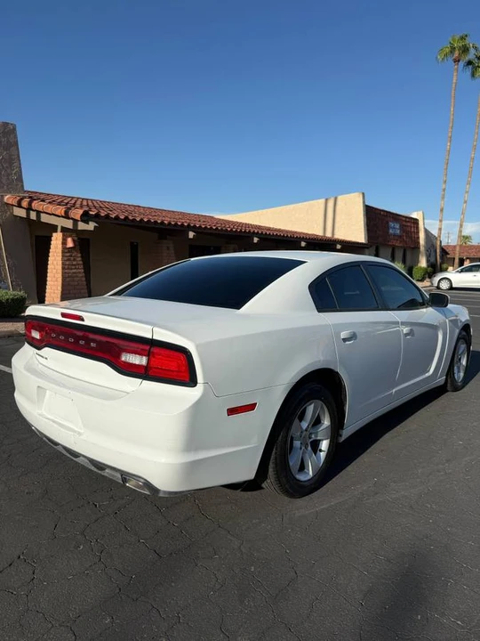 2014 Dodge Charger 7th Gen - Image 4 of 12