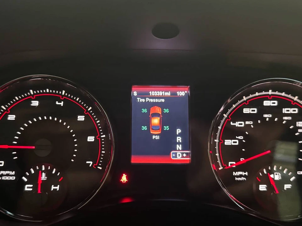 2014 Dodge Charger 7th Gen - Image 15 of 20