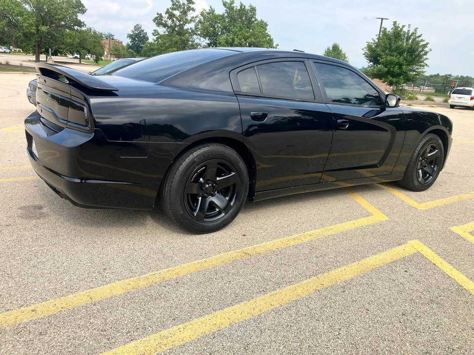 2014 Dodge Charger 7th Gen - Image 4 of 13