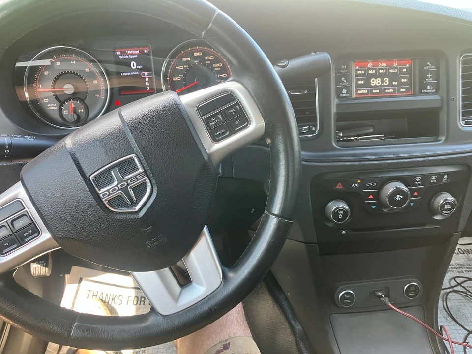 2014 Dodge Charger 7th Gen - Image 17 of 18