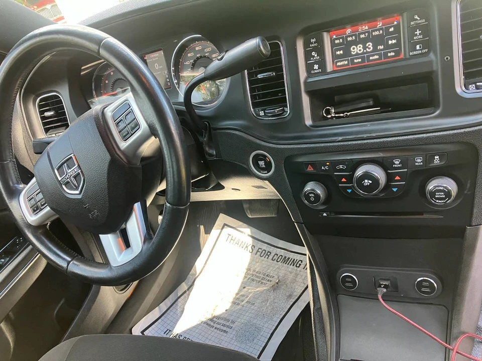 2014 Dodge Charger 7th Gen - Image 16 of 18