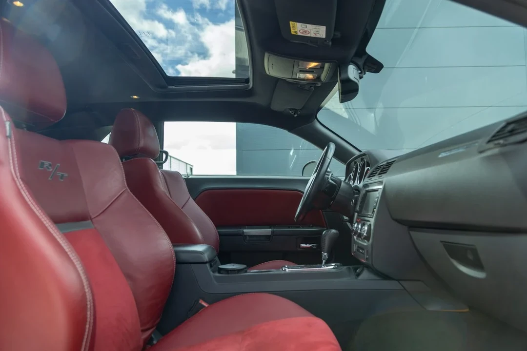 2014 Dodge Charger 7th Gen - Image 14 of 30