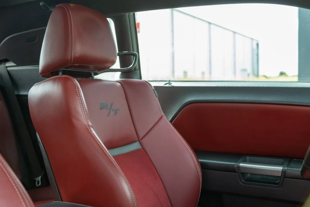 2014 Dodge Charger 7th Gen - Image 26 of 30
