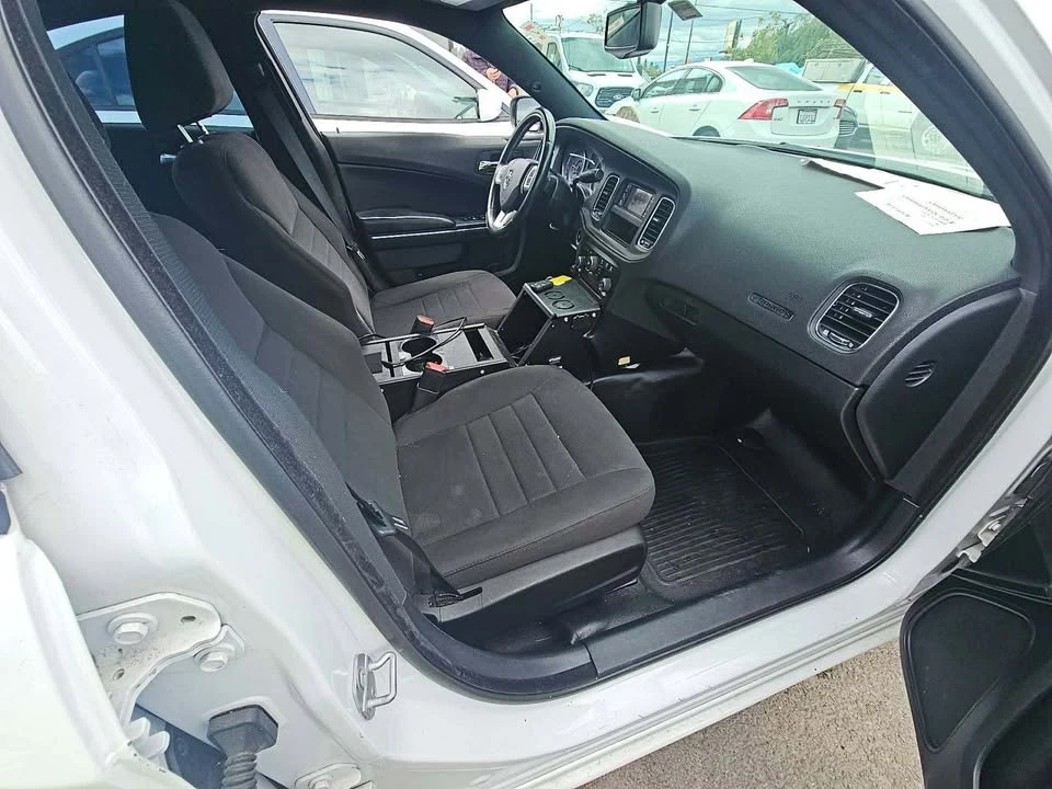 2014 Dodge Charger 7th Gen - Image 4 of 8