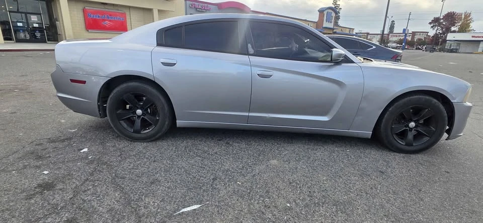 2014 Dodge Charger 7th Gen - Image 7 of 12
