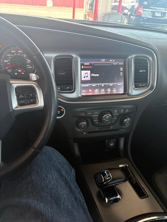 2014 Dodge Charger 7th Gen - Image 4 of 5