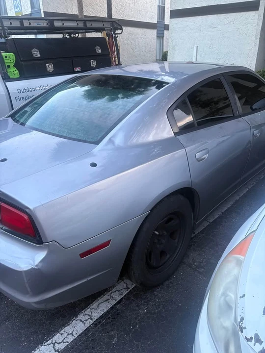 2014 Dodge Charger 7th Gen - Image 5 of 11