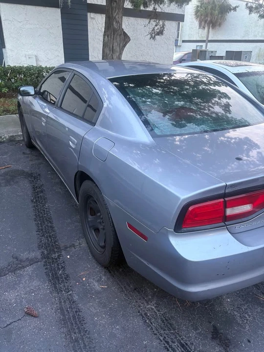 2014 Dodge Charger 7th Gen - Image 3 of 11