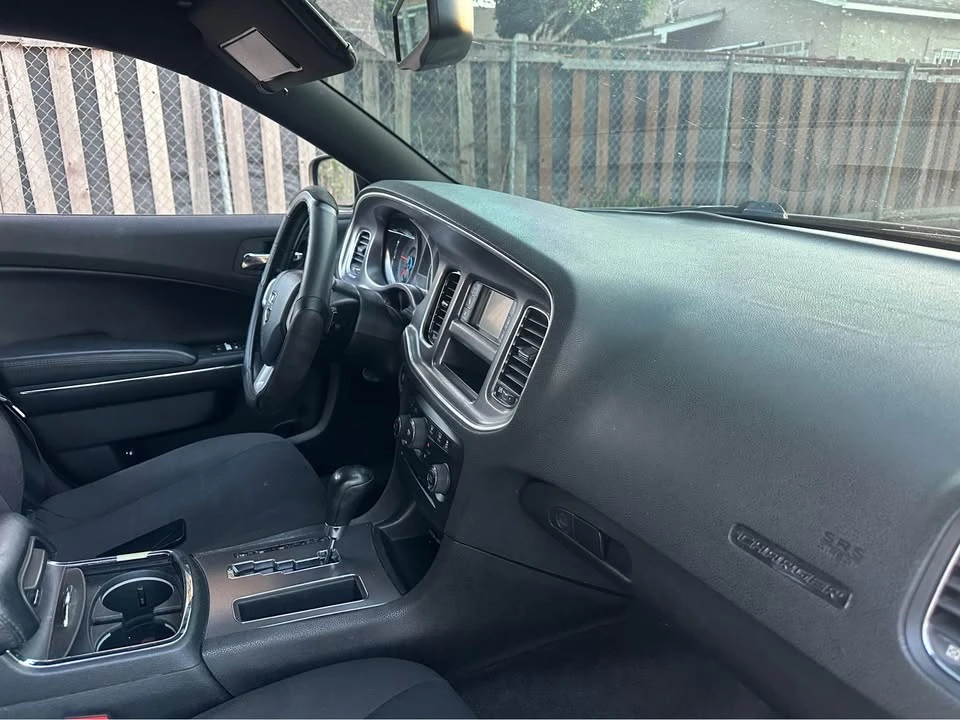 2014 Dodge Charger 7th Gen - Image 8 of 9