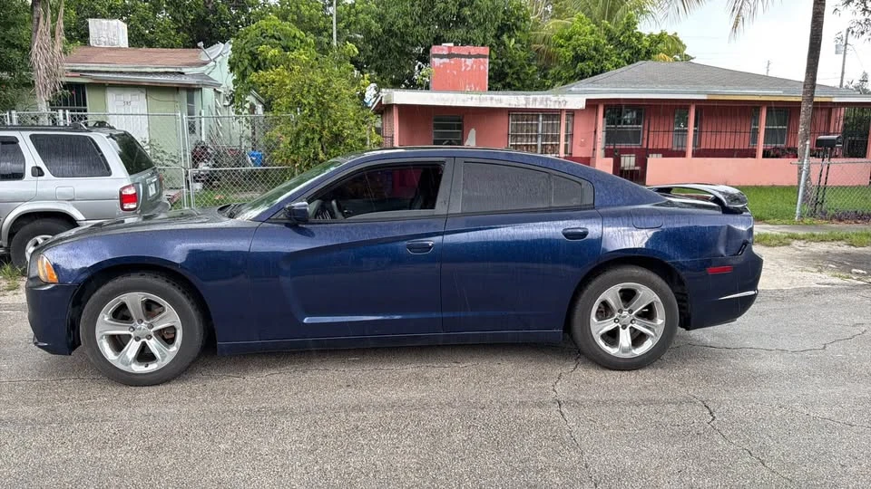 2014 Dodge Charger 7th Gen - Image 7 of 7