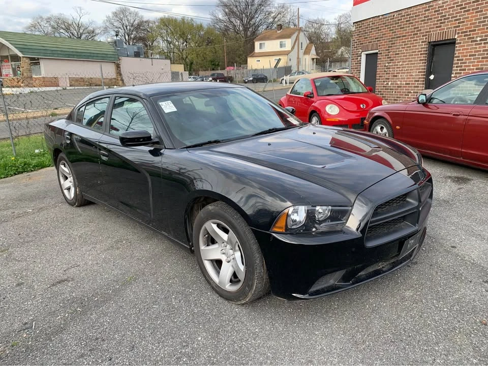 2014 Dodge Charger 7th Gen - Image 2 of 11