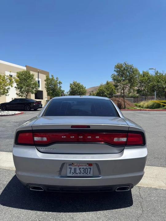 2014 Dodge Charger 7th Gen - Image 7 of 12