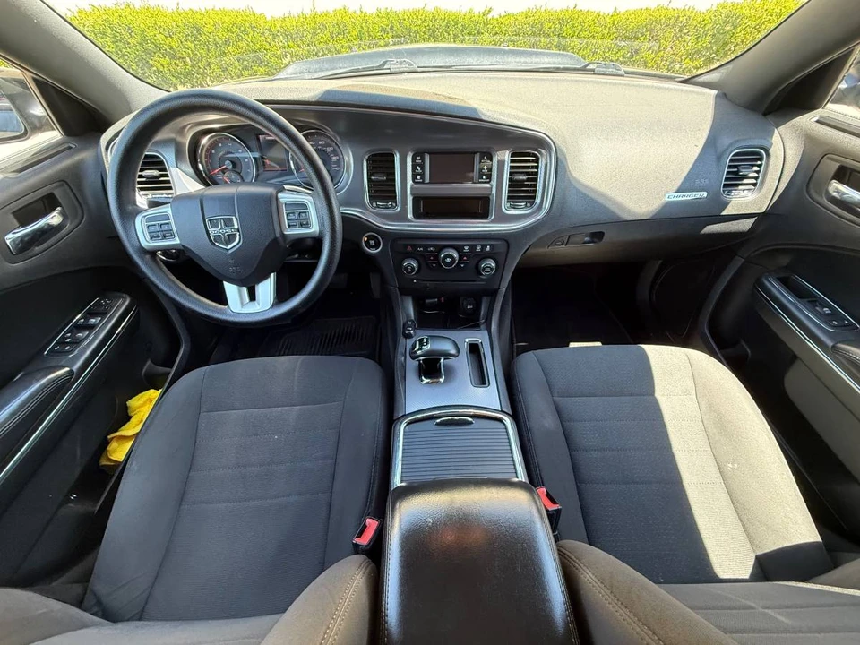 2014 Dodge Charger 7th Gen - Image 16 of 18