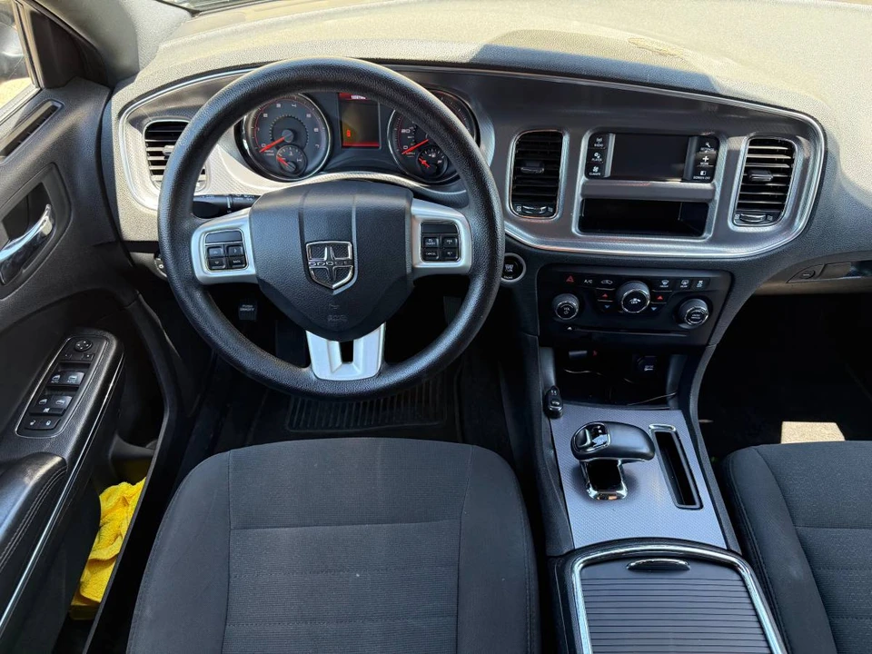 2014 Dodge Charger 7th Gen - Image 17 of 18