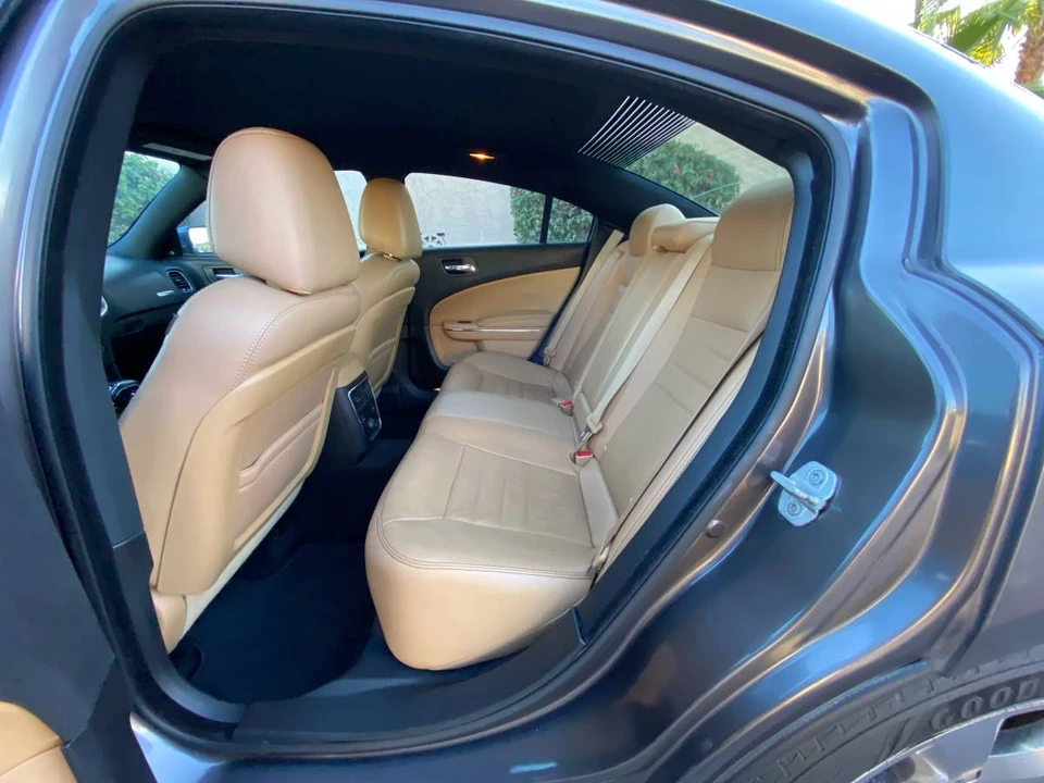 2014 Dodge Charger 7th Gen - Image 20 of 24