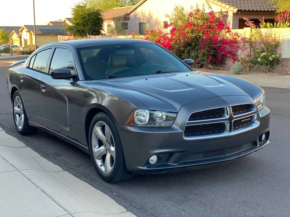 2014 Dodge Charger 7th Gen - Image 3 of 24