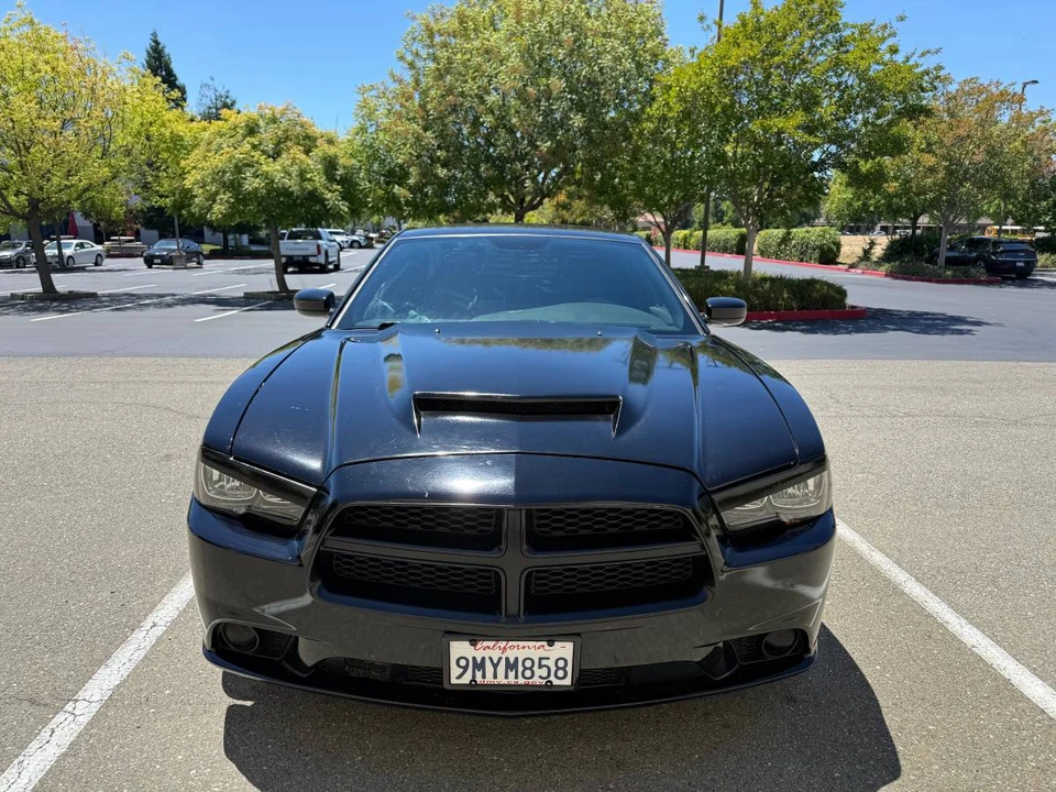 2014 Dodge Charger 7th Gen - Image 4 of 18