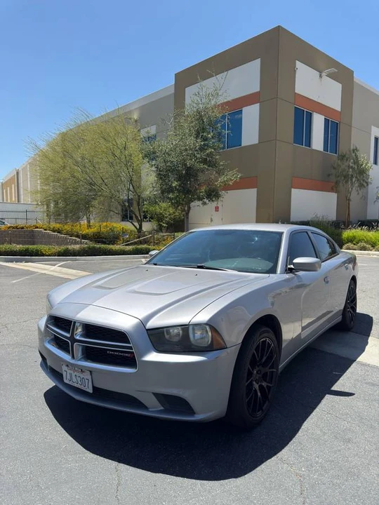 2014 Dodge Charger 7th Gen - Image 3 of 12