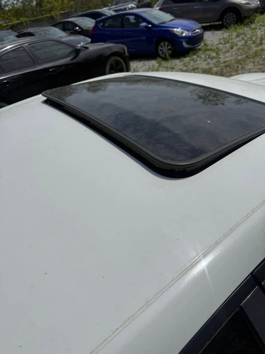 2014 Dodge Charger 7th Gen - Image 6 of 14