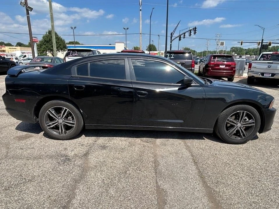 2014 Dodge Charger 7th Gen - Image 5 of 15