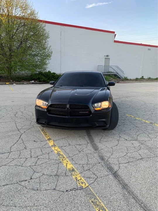2014 Dodge Charger 7th Gen - Image 2 of 9