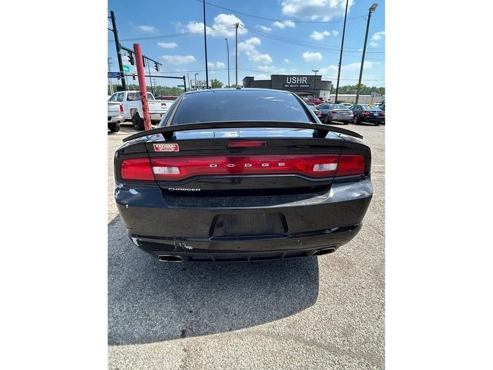 2014 Dodge Charger 7th Gen - Image 7 of 15