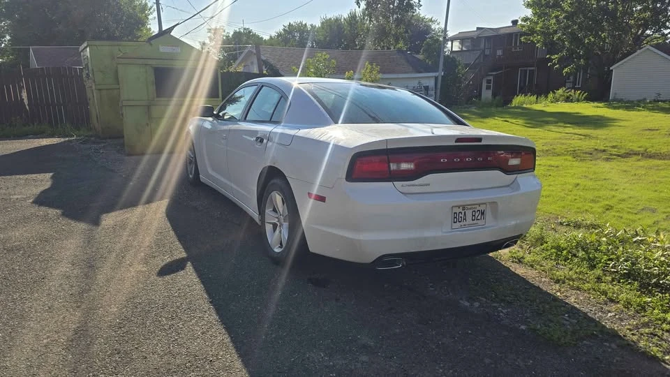 2014 Dodge Charger 7th Gen - Image 4 of 7