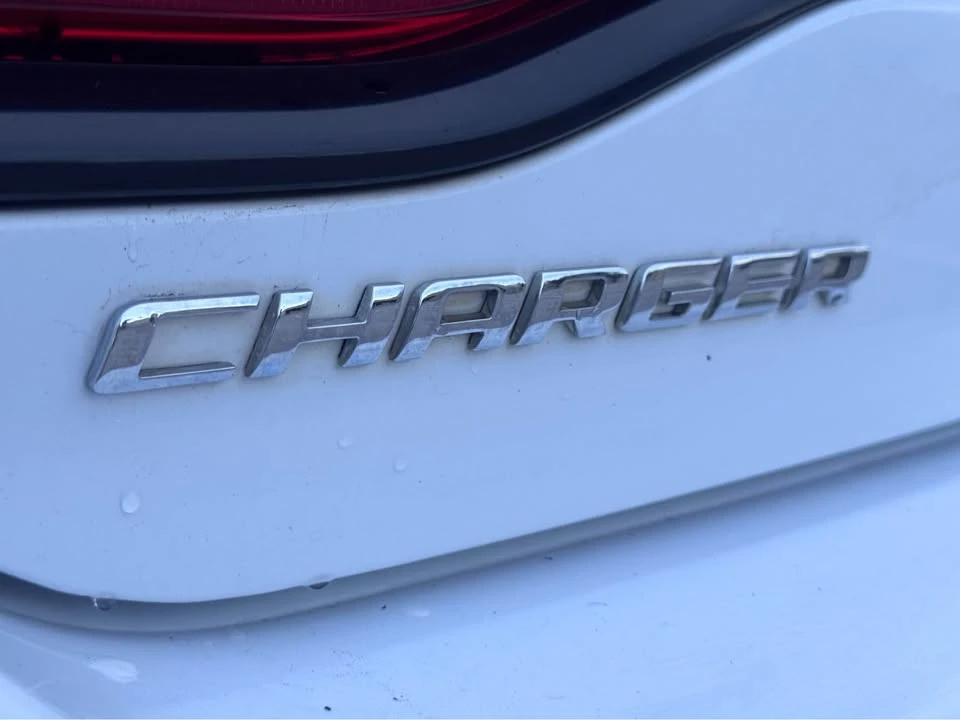 2014 Dodge Charger 7th Gen - Image 4 of 12